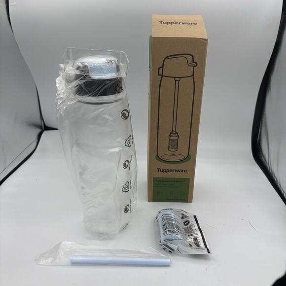 Tupperware Pure & Go Water Filter Bottle 25 oz 750 mL Straw & Filter Clear G4 - Picture 1 of 8